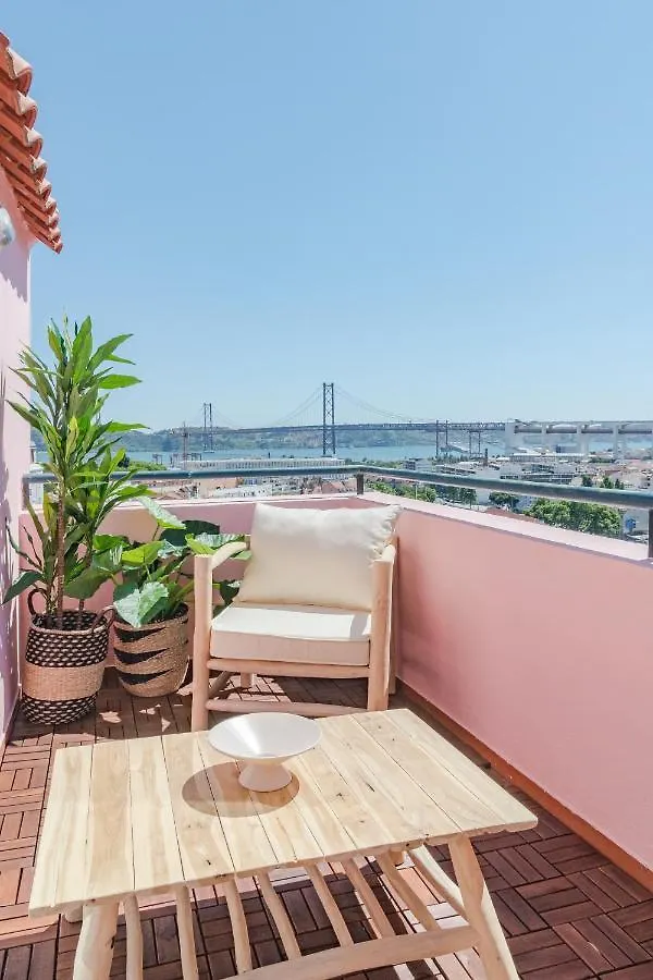 Casa Boma Lisboa - Unique Apartment With Private Balcony And Panoramic Bridge View - Alcantara IV