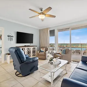 https://treasure-island-0110.panamacity-beachhotels.com